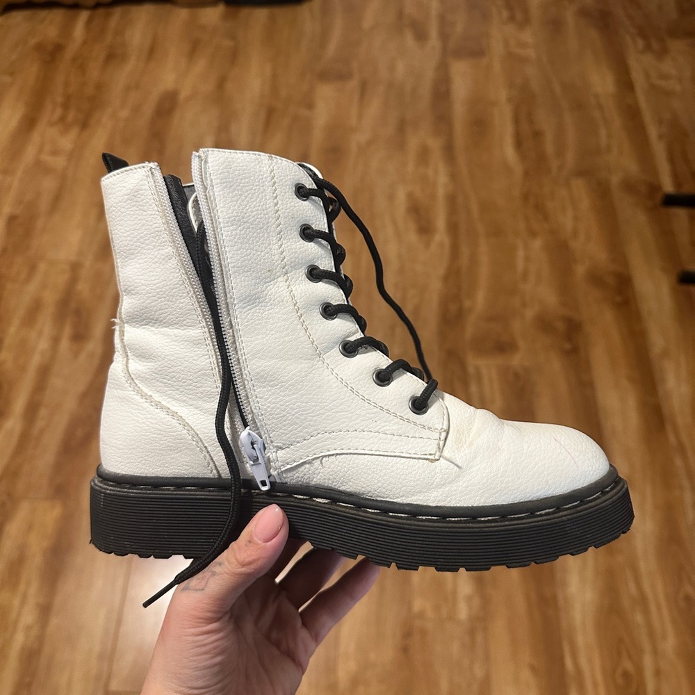 White Lace-Up Combat Boots - Picture 8 of 10